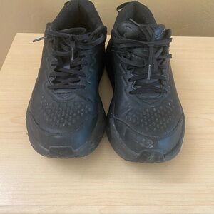 Hoka Bondi Black Leather slip resistant sole, plush thick sole, women’s 10.5